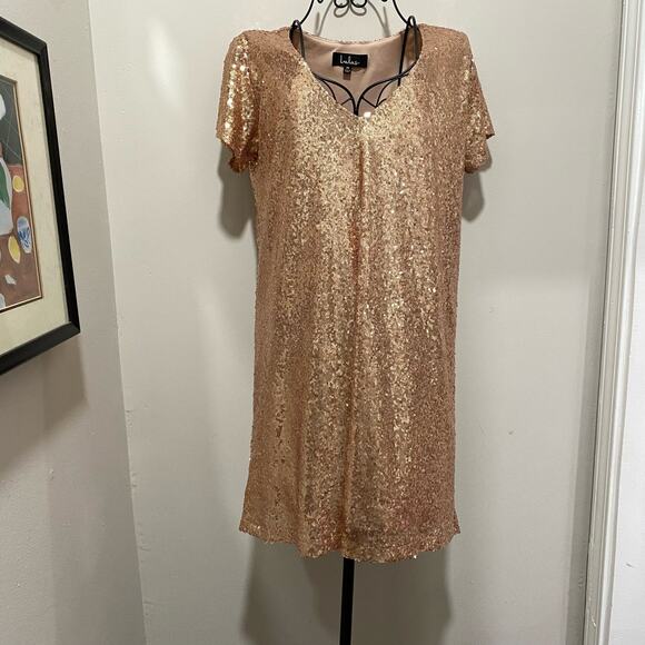 LULU’s Sequined Mini Dress SIZE MEDIUM Peach Short Sleeve V-Neck Cocktail Dress - Picture 8 of 8
